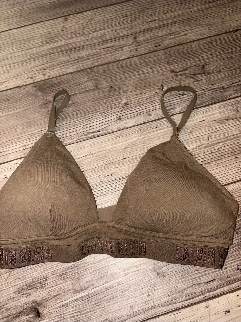 NWOT  Calvin Klein olive green Wireless Triangle Bralette - Logo Band